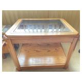 (2) End Tables 27"x22"x20" (no Lamp)