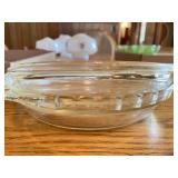 (1) Pyrex Pie Plates