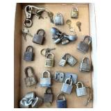 Vintage and Newer Locks and Keys : Master, Reese,