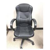 Black Oversized Office Chair