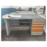 Workbench 72' x 30' x 34.5'