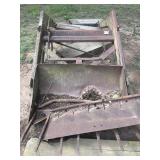 New Idea Model 501 Ensilage Scoop