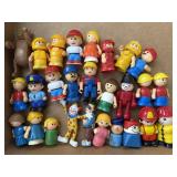 Vintage Playskool Lil Playmates People Figures