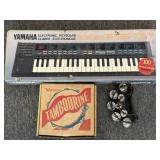 Vintage Yamaha PortaSound PSS-170 Keyboard and