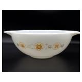 Pyrex Town & Country Cinderella Mixing Bowl-