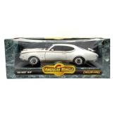 Ertl American Muscle 1969 Hurst Olds 1/18 Scale