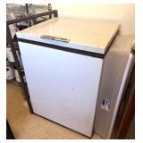 Kelvinator Deep Freeze, 25"x22"x35"