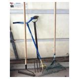(4) Rakes & Digging Forks
