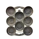Vintage Cast Iron Round Gem Pan 8.75ï¿½ x 8ï¿½