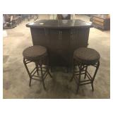 Outdoor Patio Bar and 2 Stools