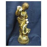statue