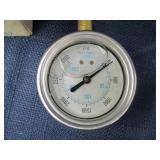 air pressure regulator and gauge
