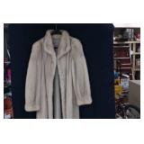 Douglas furs coat// medium-ish
