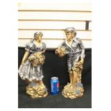 2 Statues 2 Statues