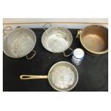 Lot of pans Lot of pans