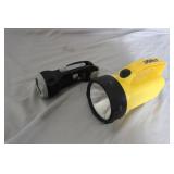 2 Flashlights 2 Flashlights