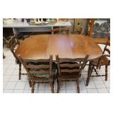 58' x 41' x 31' Table w/ 5 Chairs 58' x 41' x 31' Table w/ 5 Chairs