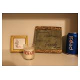 2 Friendship plaques and 1 Candle 2 Friendship plaques and 1 Candle