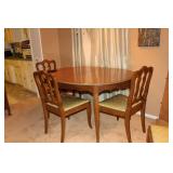 Walnut Dinning room Table w/2 leafs 6 chairs Walnut Dinning room Table w/2 leafs 6 chairs