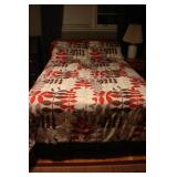 Full Bed Comfortor pillows and Fitted sheet set Full Bed Comfortor pillows and Fitted sheet set