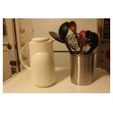 Insulated Pitcher and Canister of untensils Insulated Pitcher and Canister of untensils