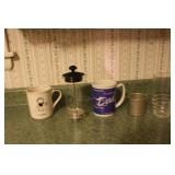 2 Mugs steaper galvanisized measuring cup 2 Mugs steaper galvanisized measuring cup