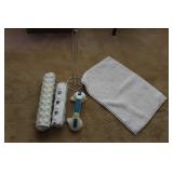 Rubber / bath mats grip handle toilet paper holder Rubber / bath mats grip handle toilet paper holder