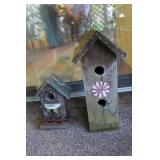 2 Wooden Birdhouses 2 Wooden Birdhouses