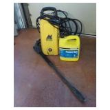 Pressure washer / fluid Pressure washer / fluid