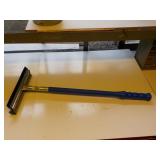 Squeegee Squeegee