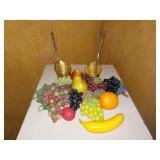 Plastic Fruit and 2 wall hangers Plastic Fruit and 2 wall hangers