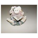 Boyds Bears & Friends bunny figure Boyds Bears & Friends bunny figure