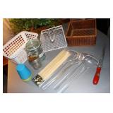 Napkin Holders,basket jars,skewers,cups,salad uten Napkin Holders,basket jars,skewers,cups,salad uten