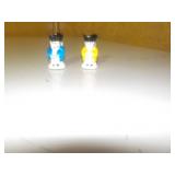 2 sm figurines 2 sm figurines