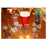 Straws/ Umbrellas/ shot glasses/ pourers Straws/ Umbrellas/ shot glasses/ pourers