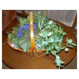 Wicker Basket with Artificial plants Wicker Basket with Artificial plants