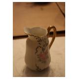 Porcelain Creamer Porcelain Creamer