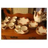 Old Country Roses Royal Albert Set Old Country Roses Royal Albert Set