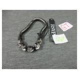 bracelet .
