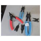 Snap ring pliers