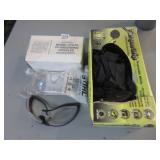 Safety gloves/glasses