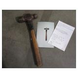 Farriers hammer: fitting hammer