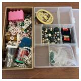 Jewelry/ beads