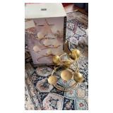 Spiral tree candleholder