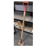Shingles Shovel