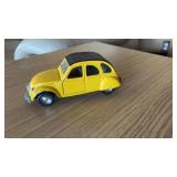 Polistil Citroen 2 cv made in Italy