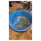 OFFSITE ITEM - kiddie pool