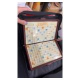 Portable scrabble game