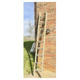 Aluminum Extension Ladder, Approx 12 Ft