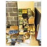 Cabinet Hardware Supplies